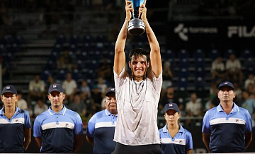 Итальянец убежал в туалет сразу после победы в матче Australian Open