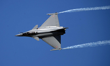 Франция отправила в ОАЭ шесть истребителей Rafale, заявили в Минобороны