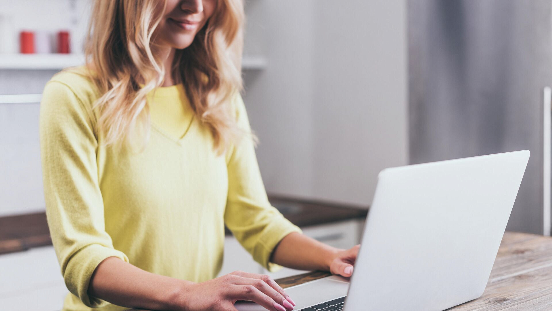 Эксперт назвала отрасли, где сохранится удаленная работа