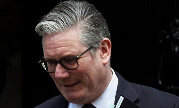 Стармер потерпел неудачу во всем, заявил Дмитриев