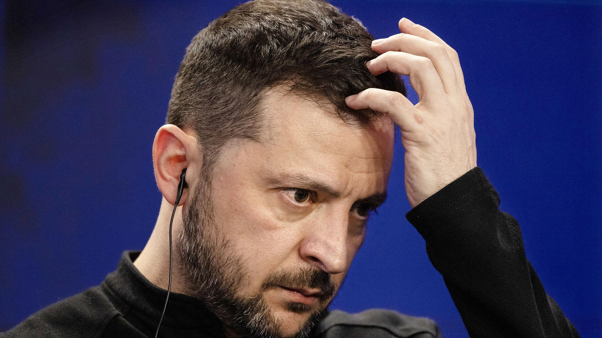 "На последнем издыхании". В США сообщили Зеленскому неприятные новости