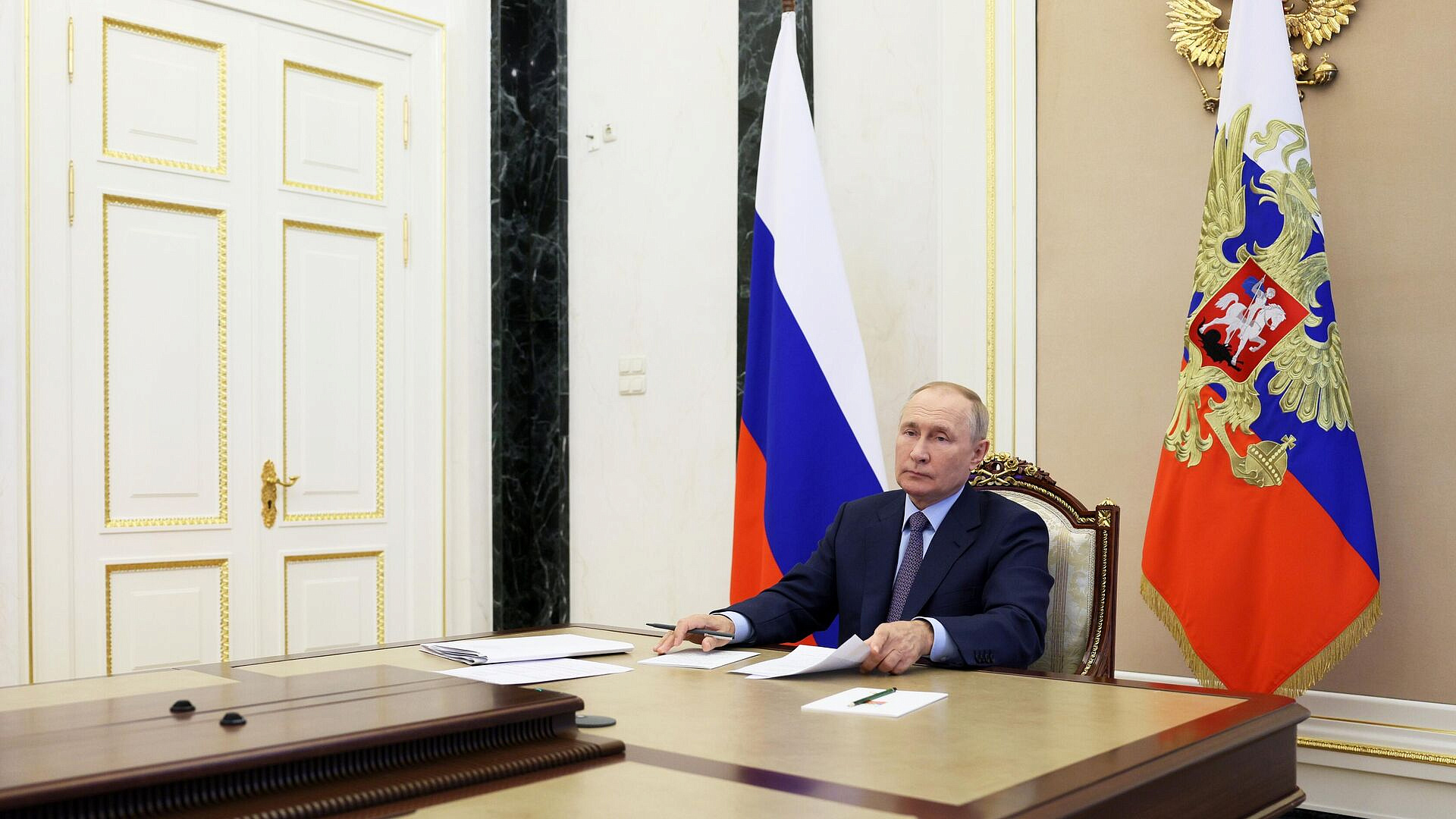 Путин по видеосвязи откроет модульные объекты скорой помощи в регионах