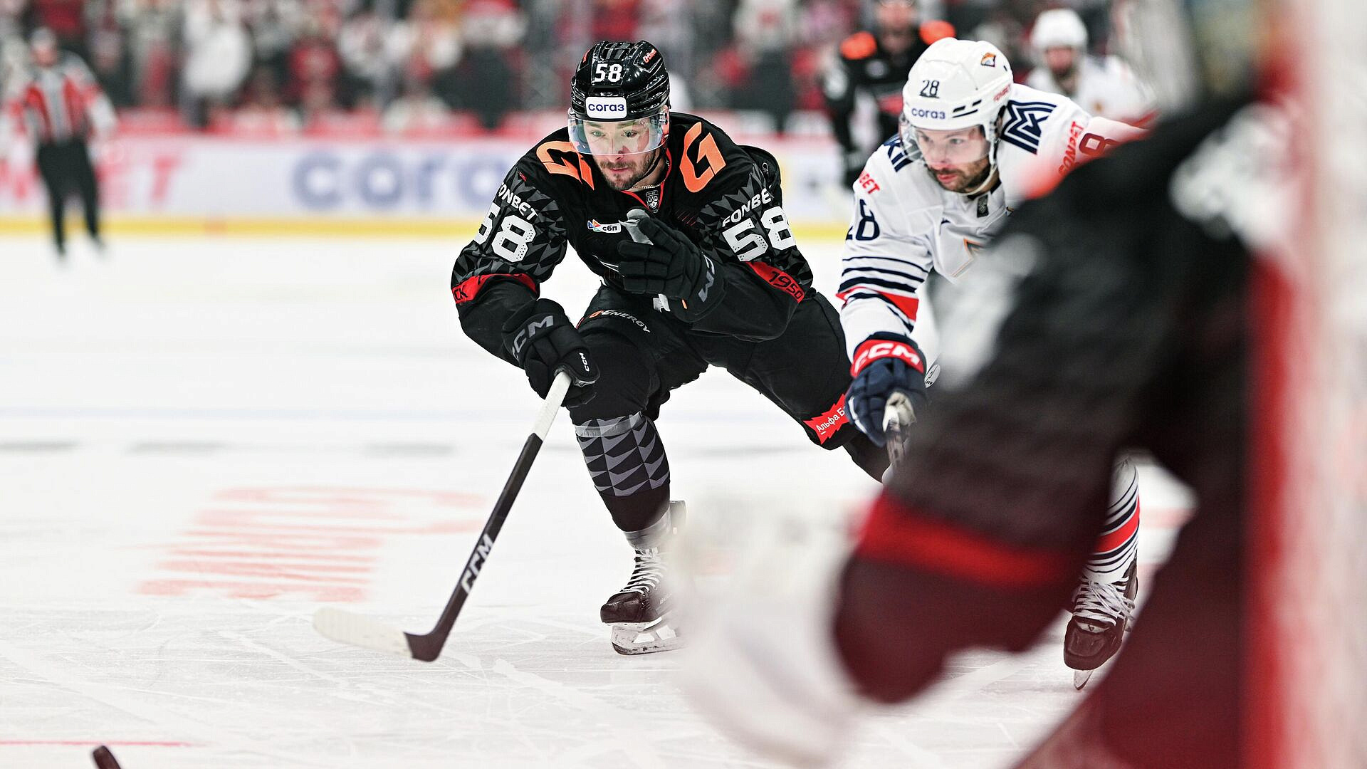 Лажуа останется в "Авангарде" еще на один сезон