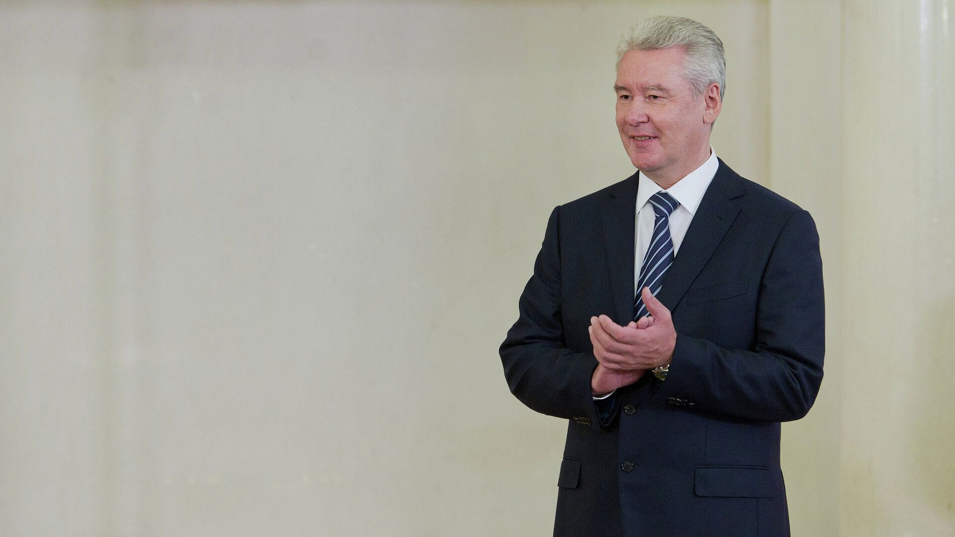 Собянин пошутил, что из Москвы забрали весь снег