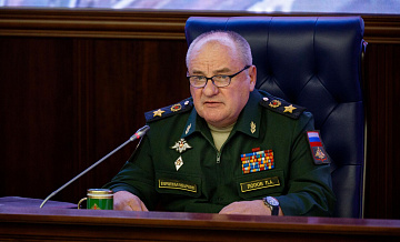 Экс-замминистра обороны Попова освободили от должности в июне
