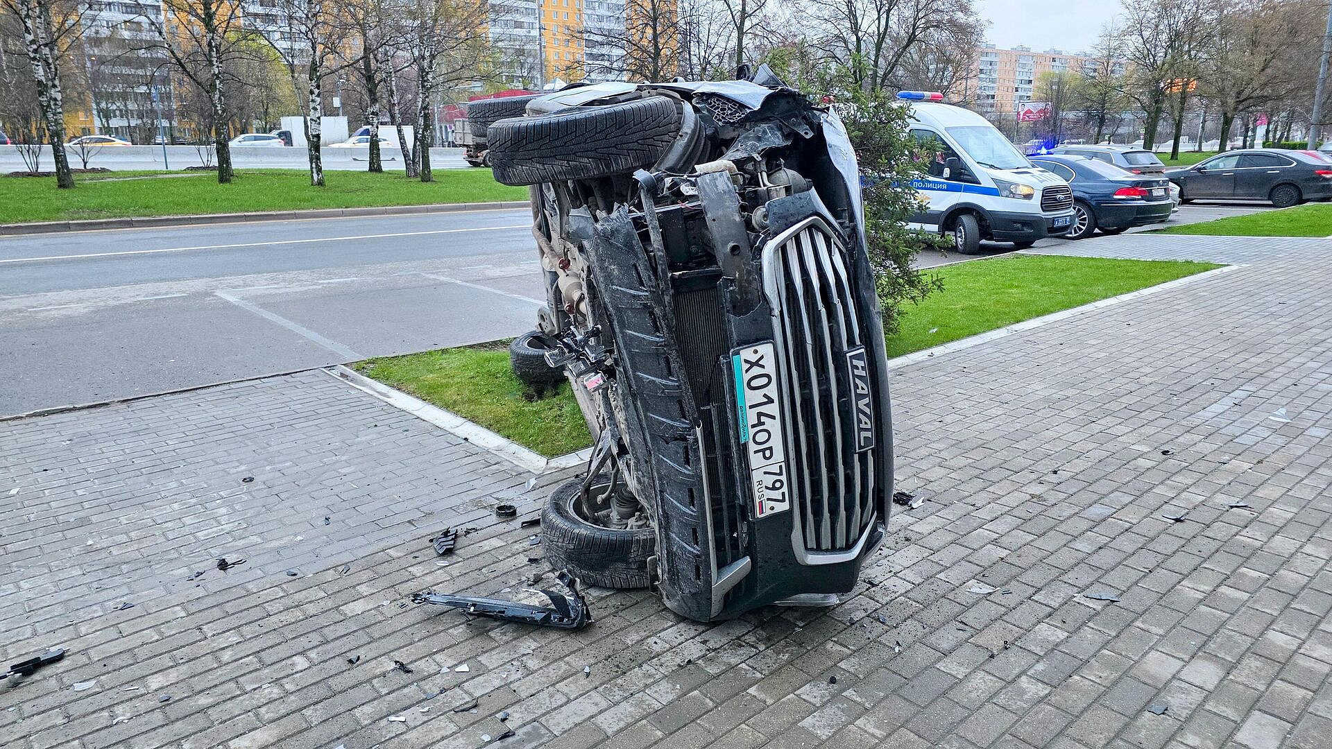 У водителя каршеринга, который наехал на пешеходов Москве, нет прав