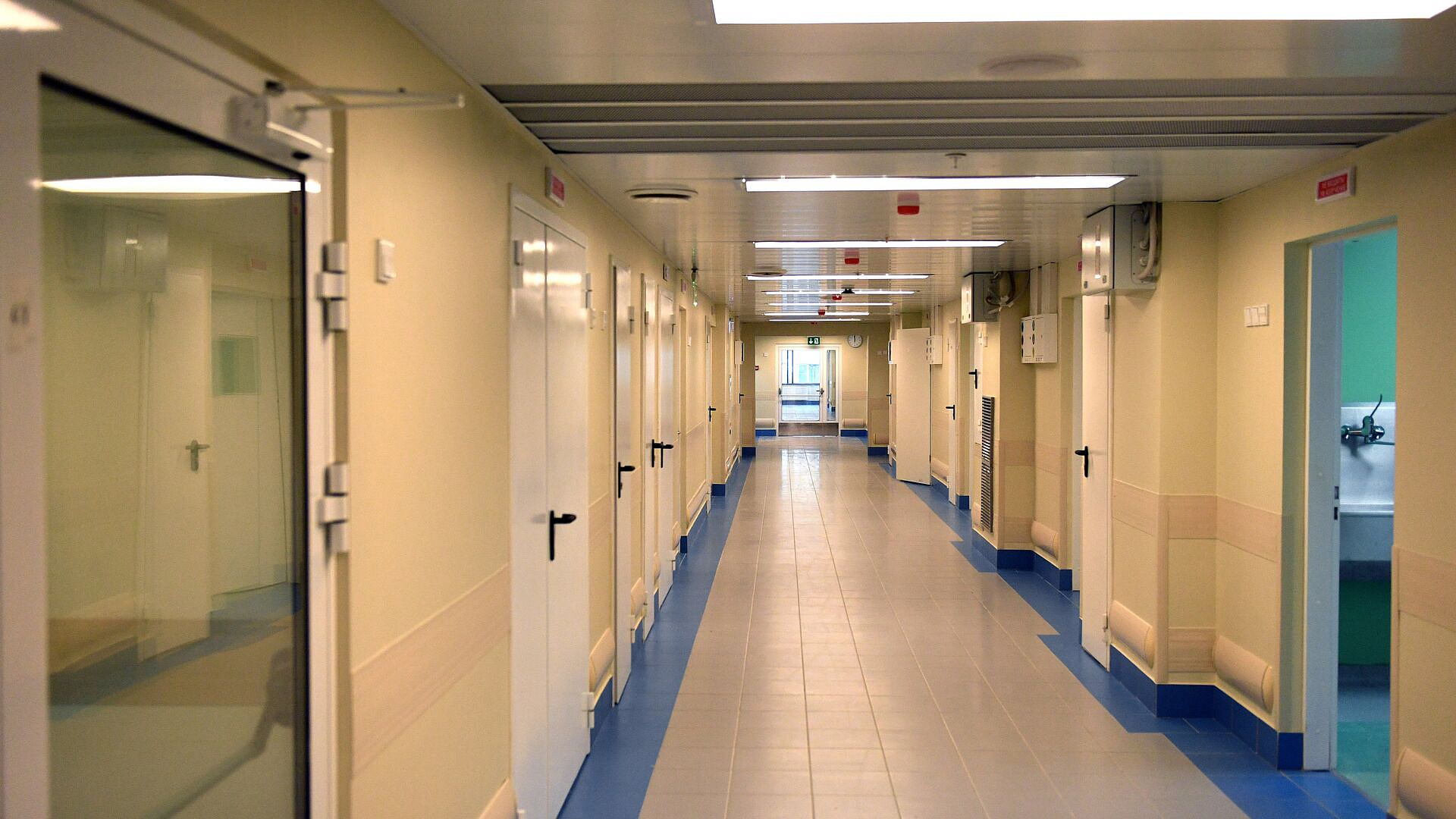 Московские врачи вернули зрение двум подросткам после химических ожогов