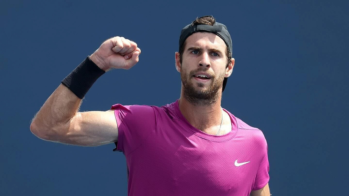 Теннисист Хачанов вышел во второй круг турнира в Дохе