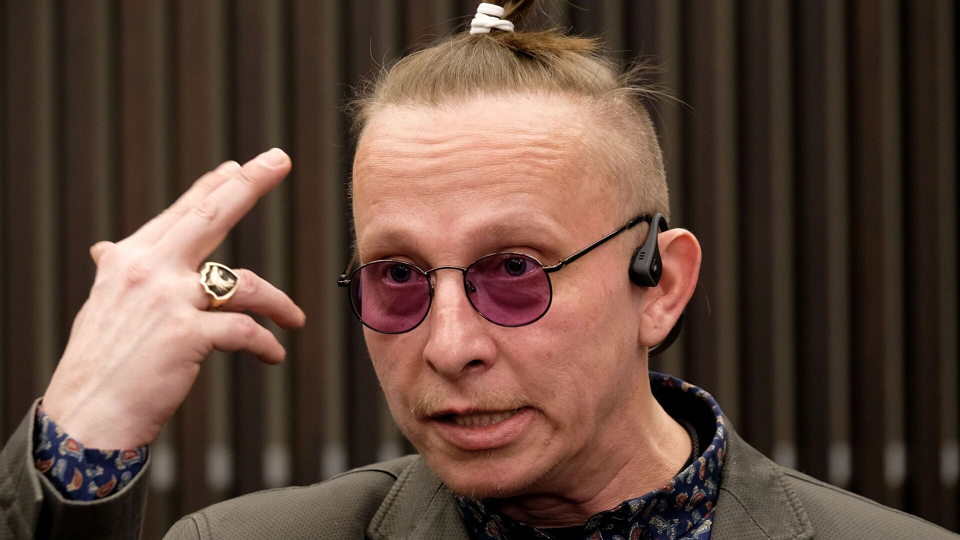 Охлобыстин призвал киноиндустрию не спекулировать на событиях в Донбассе