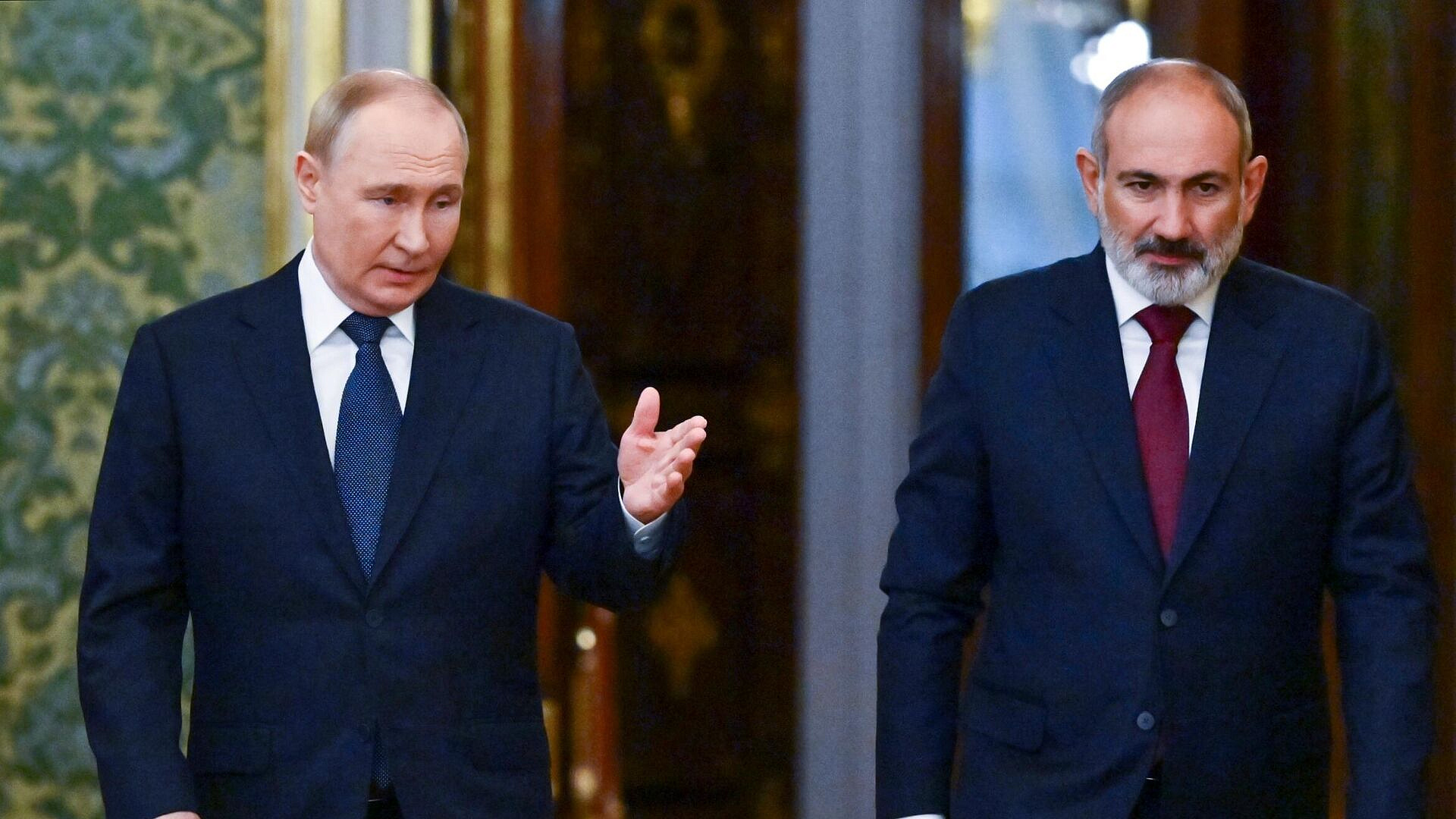 Путин и Пашинян не обсуждали работу Армении в рамках ОДКБ, заявил Песков