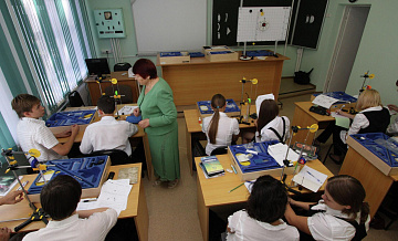 Кабинеты музыки, ИЗО и физики в школах переоснастят к первому сентября