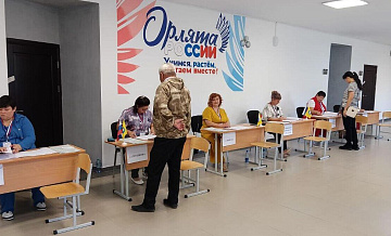 Явка на выборах главы Калмыкии к середине дня составила 52 процента