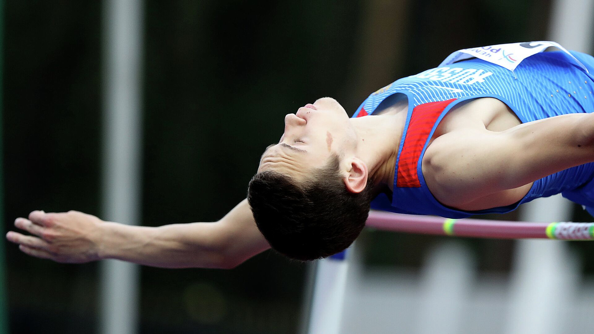 Лысенко победил в прыжках в высоту на ЧР по легкой атлетике в помещении