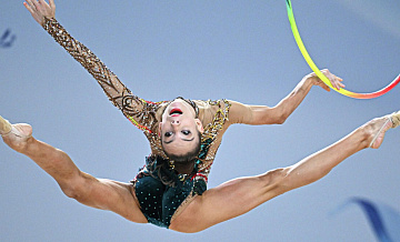 Возвращение российских гимнасток усилит конкуренцию на КМ, считает тренер