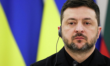 Зеленский теряет внешнюю поддержку, заявил экс-глава МИД Югославии
