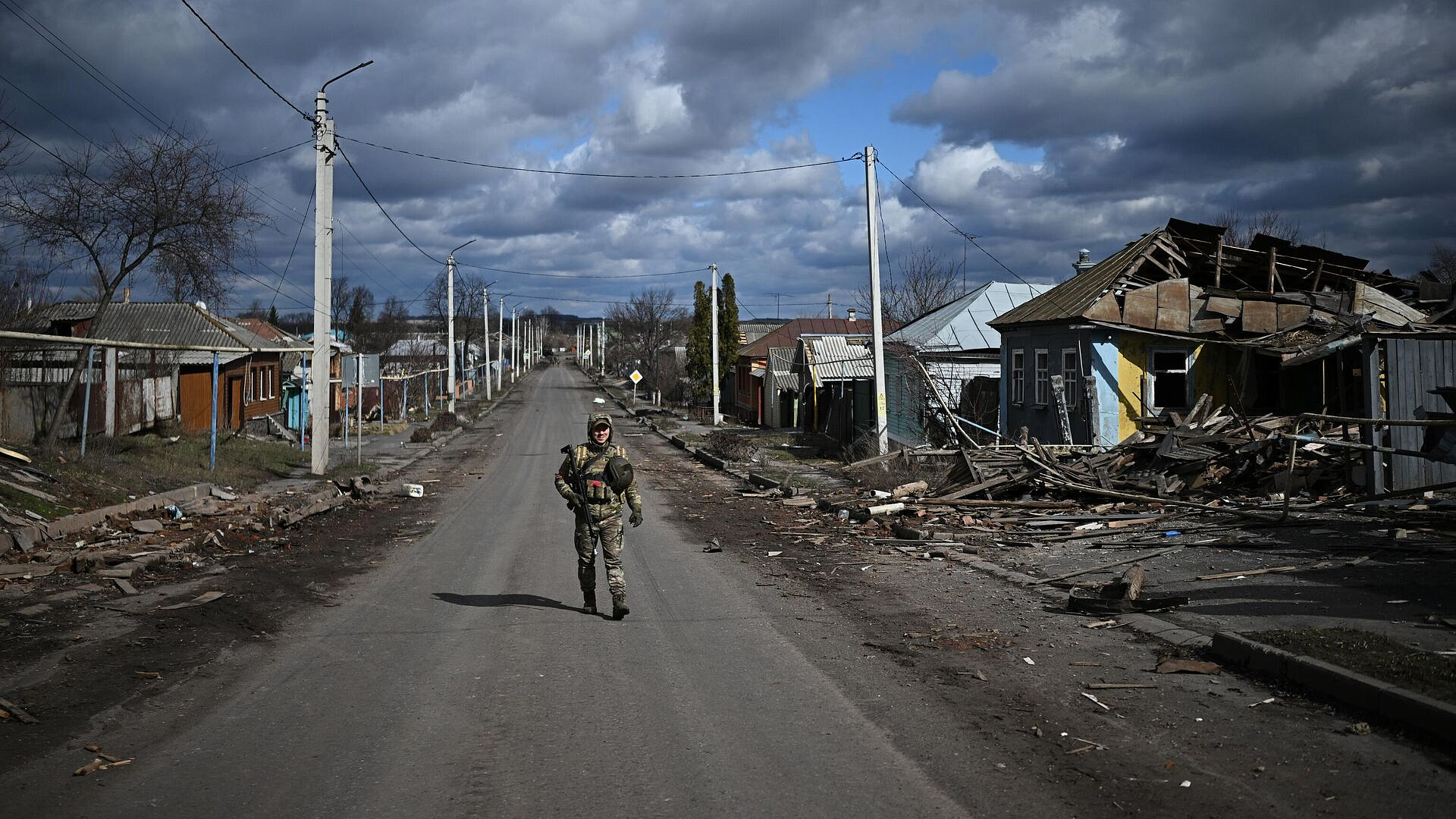 � ������� ������� ��� ��������� ��� ������� ����� 300 ������ �������