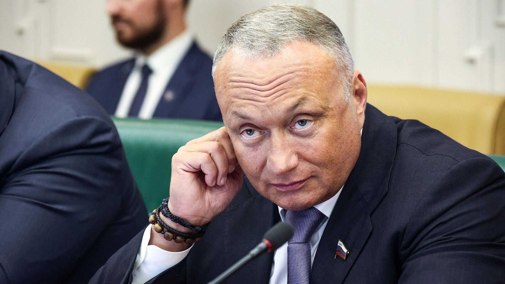 Суд получил ходатайство об избрании меры пресечения в отношении Савельева