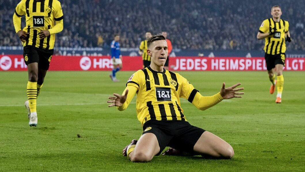 Дортмундская "Боруссия" продлила контракт с Шлоттербеком