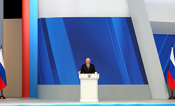 Опрос: более половины россиян положительно оценили послание Путина