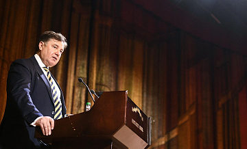 Момотов объяснил преимущество женщины во главе Верховного суда России