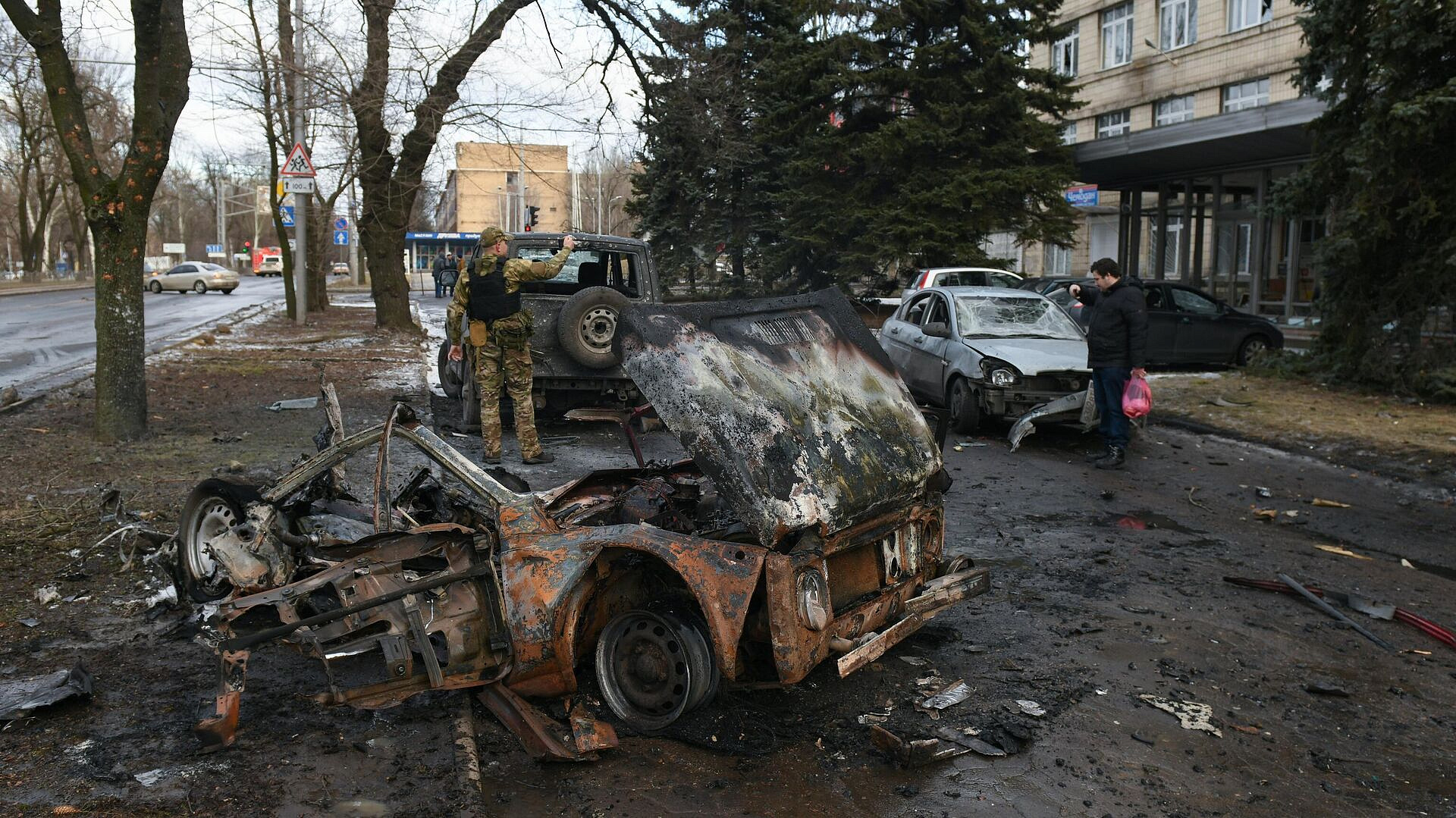 В Донецке из-за украинского обстрела погибла женщина