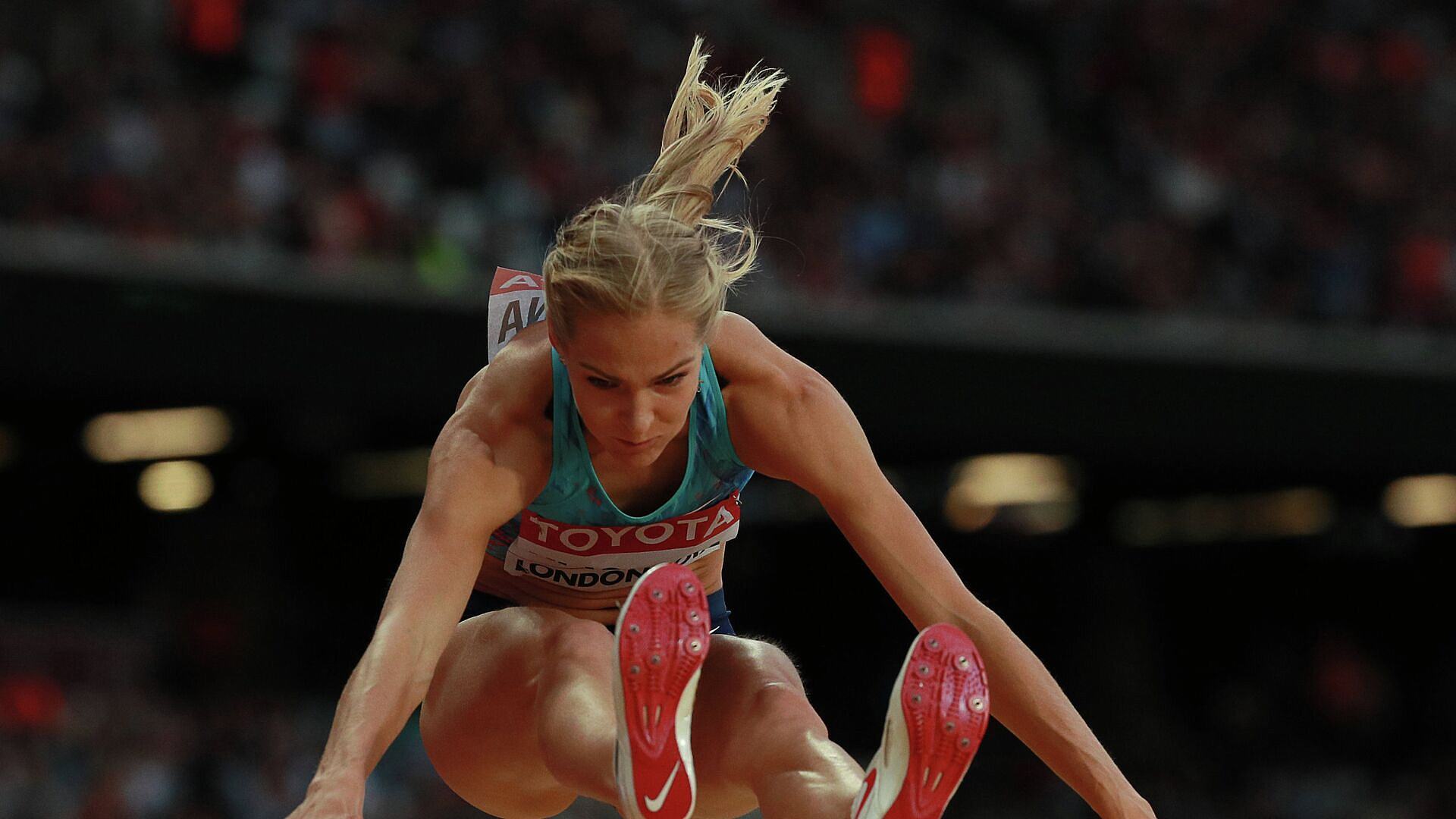 Живущую в США легкоатлетку Клишину лишили квартиры в России