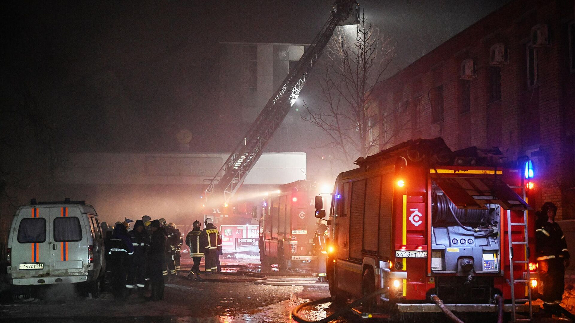 В Москве установят размер ущерба после пожара в здании института