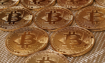 Стоимость биткоина опустилась уже ниже 68 тысяч долларов
