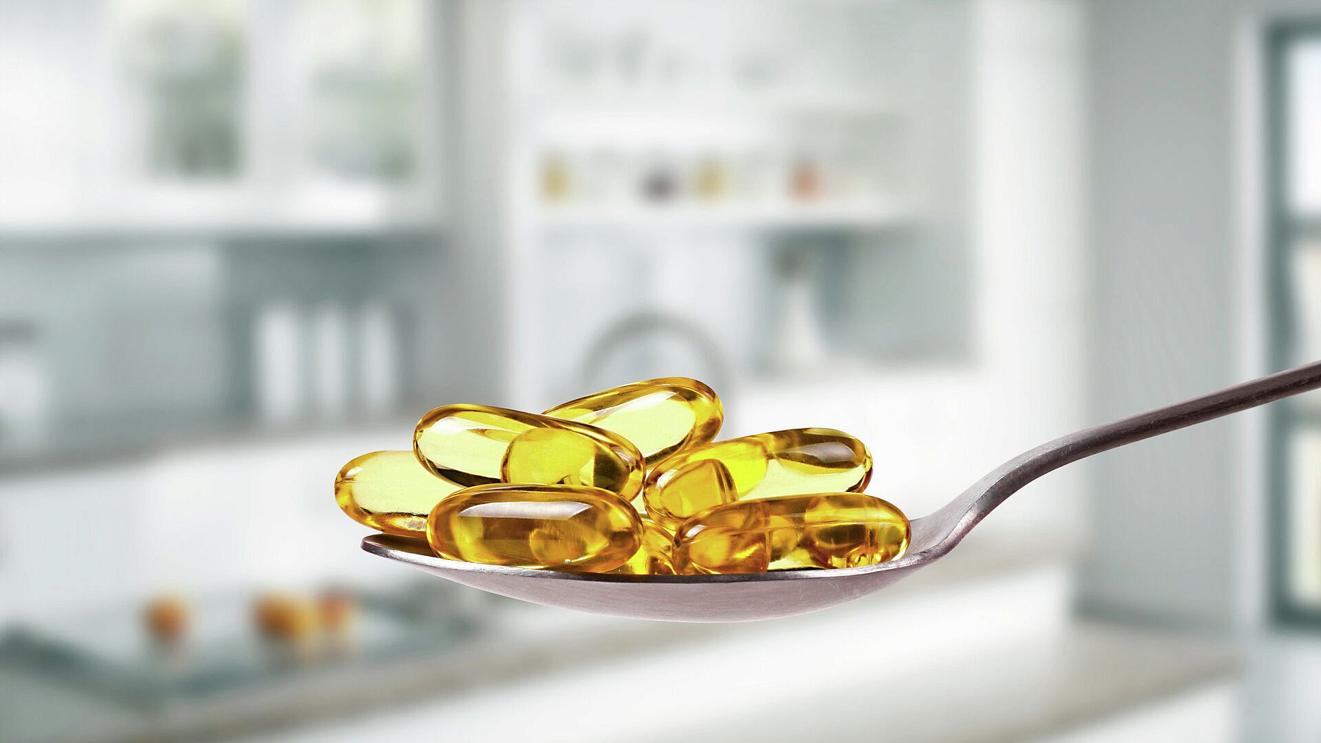 Аферисты стали продавать россиянам "БАДы от всех болезней"