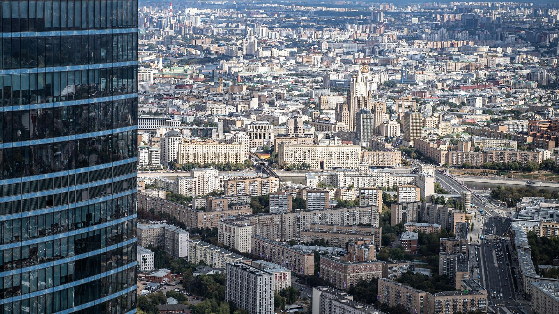 Синоптик спрогнозировал температуру в Москве в понедельник Синоптик спрогнозировал температуру в Москве в понедельник