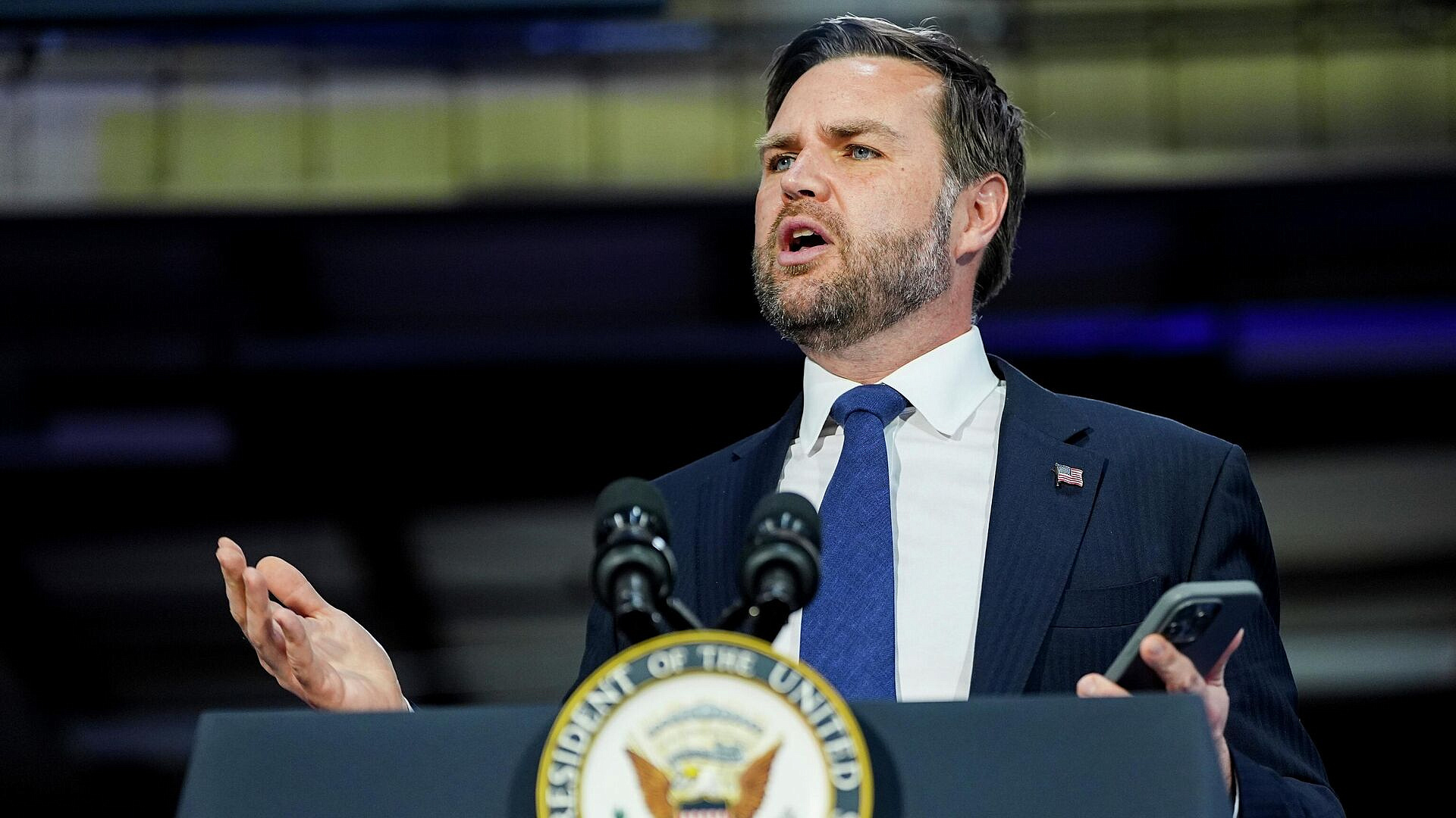 США поставят Армении реакторы для развития ядерной энергетики, заявил Вэнс