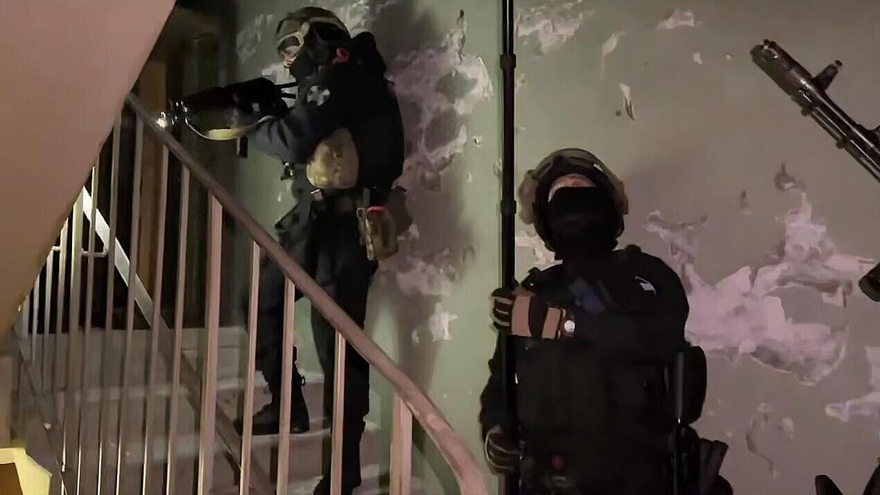 Устроивший стрельбу в Мурманске лежал в психбольнице, рассказала его мать