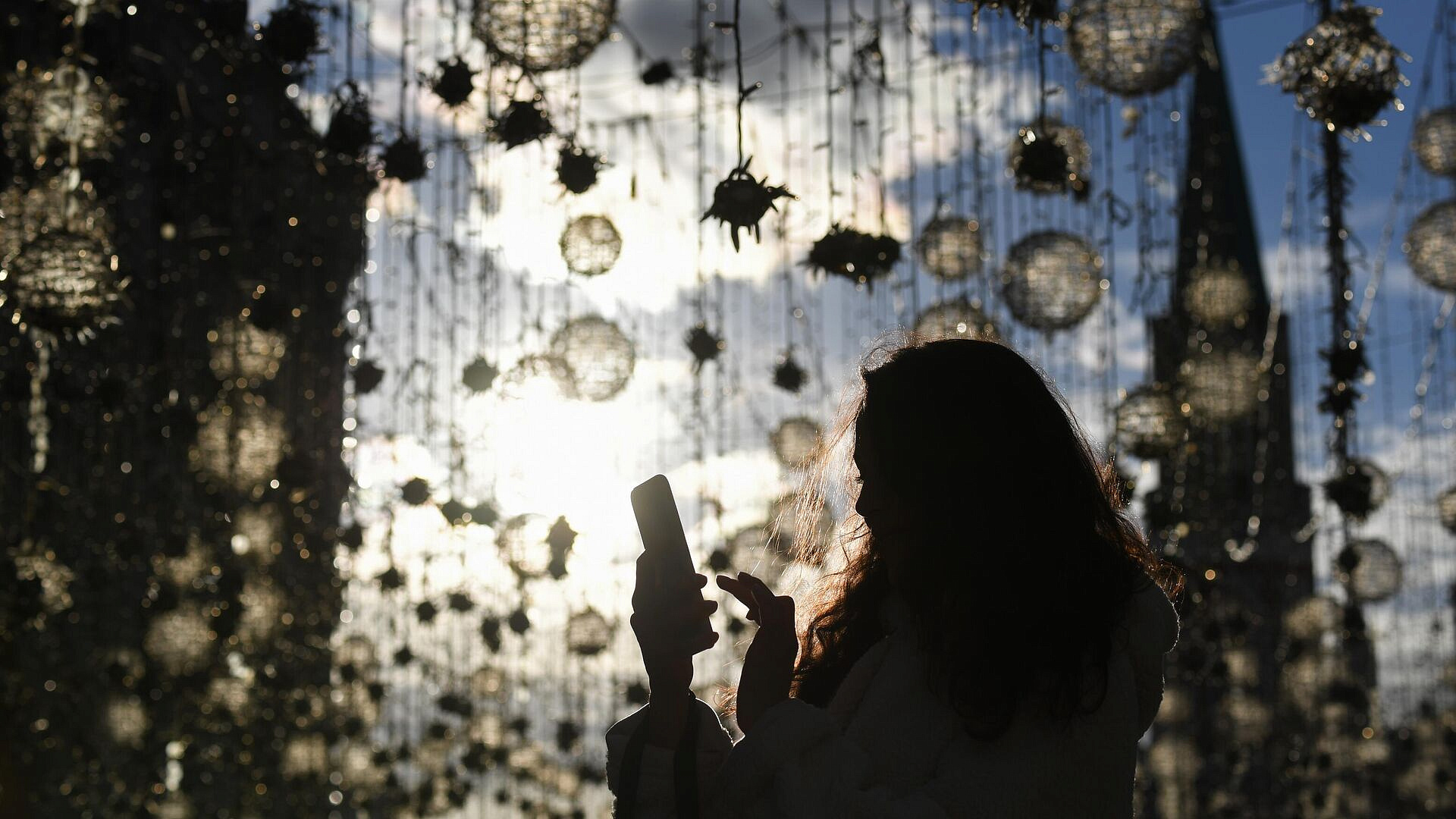 � ������ � ����������� � ������� ��������� �� ����� ������