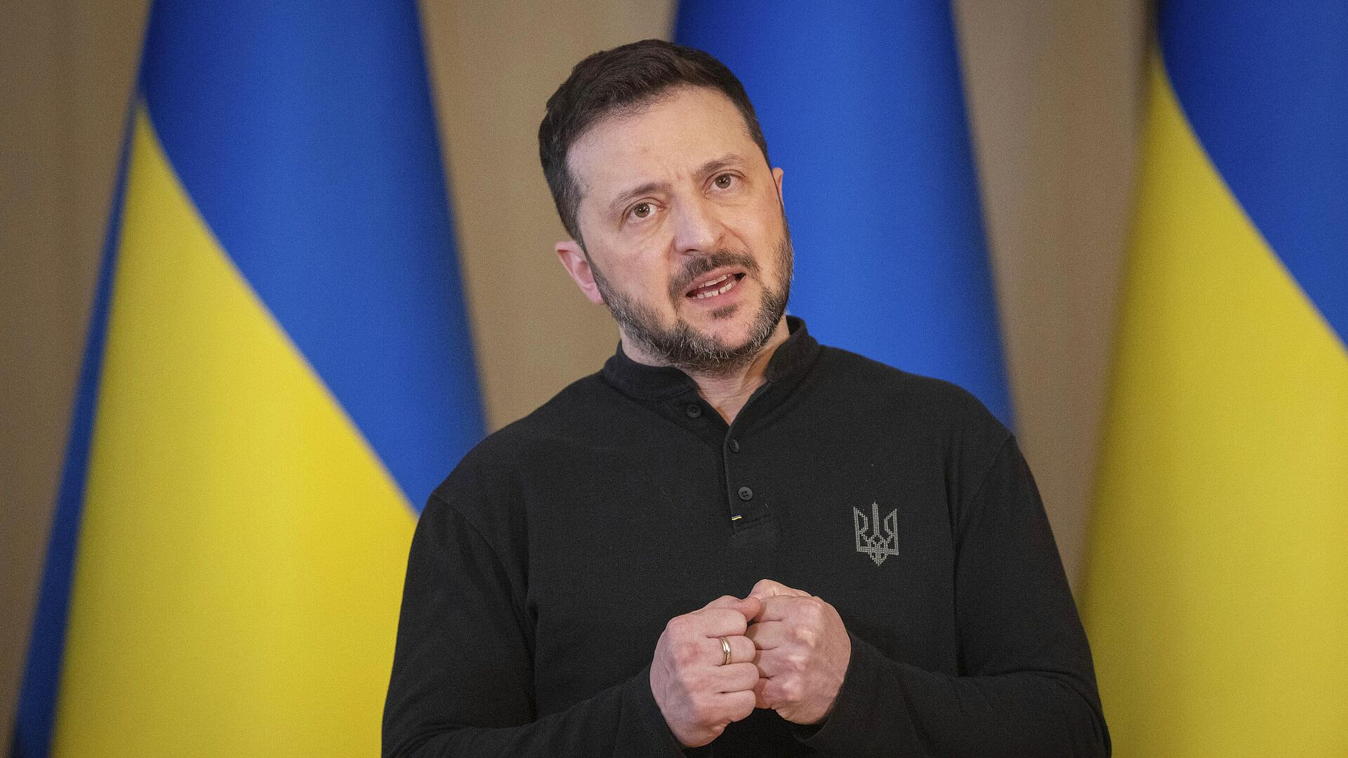 Зеленский существует вне закона, заявил Медведчук Зеленский существует вне закона, заявил Медведчук