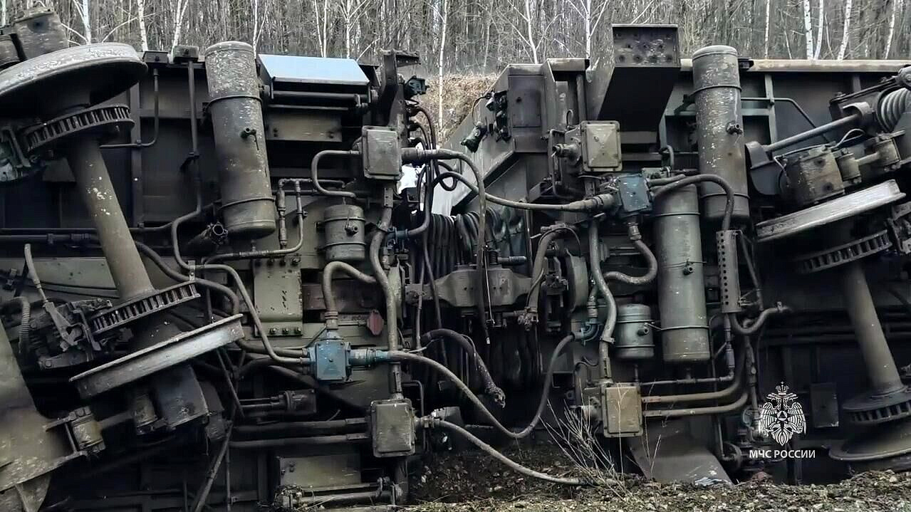 СК назвал предварительную причину схода поезда в Ульяновской области