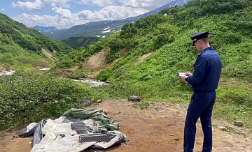 Организатор похода на Камчатке знал о бродящих медведях