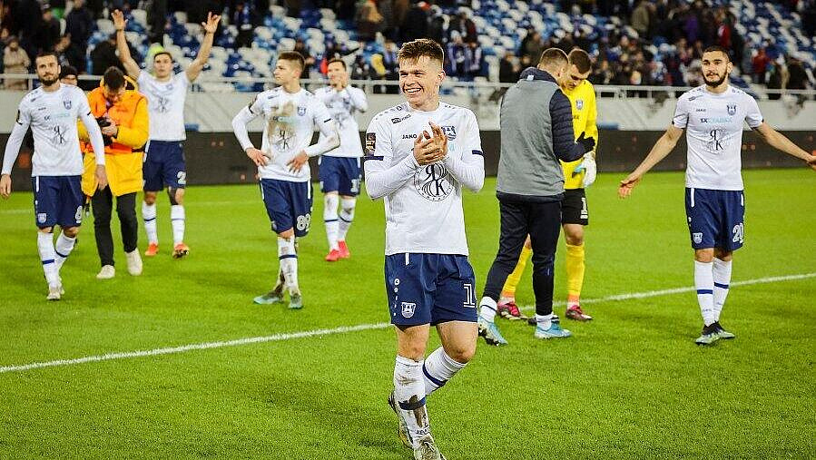 ������������ ������ ������� �� "�������" � "�����"