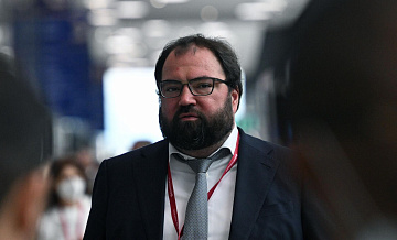 Шадаев рассказал о доступности некоторых госуслуг через умные колонки
