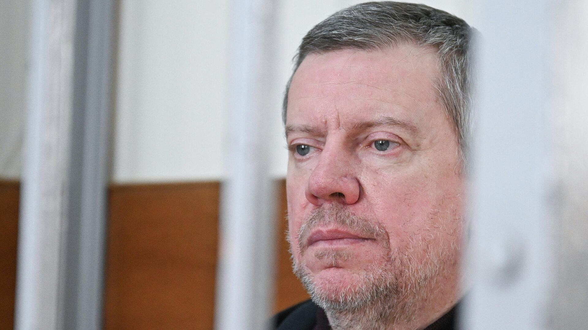 Суд приговорил к десяти годам экс-замглавы столичного метро Дощатова