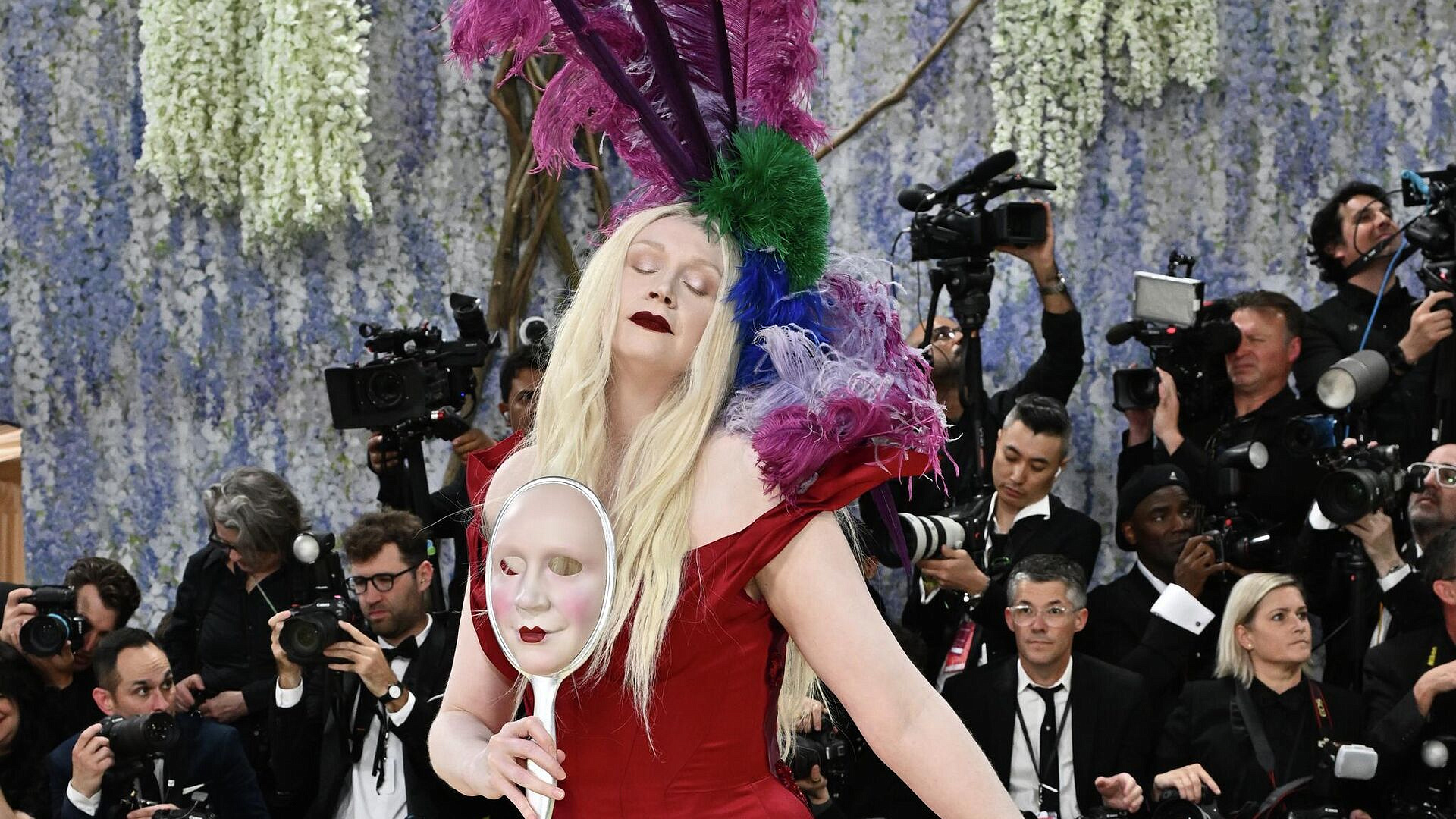 Десять самых ярких образов звезд с Met Gala 2026