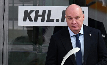 "Металлург" уступил "Авангарду" в первом матче после продления Разина