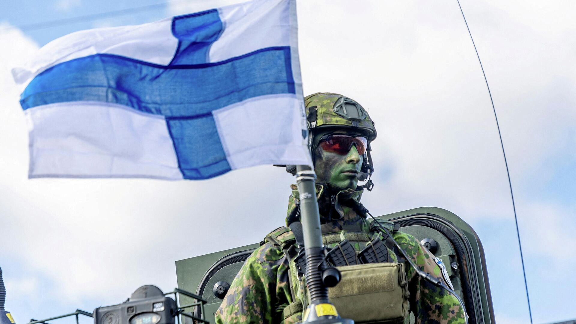 СМИ раскрыли, что Финляндия готовит у границы с Россией 