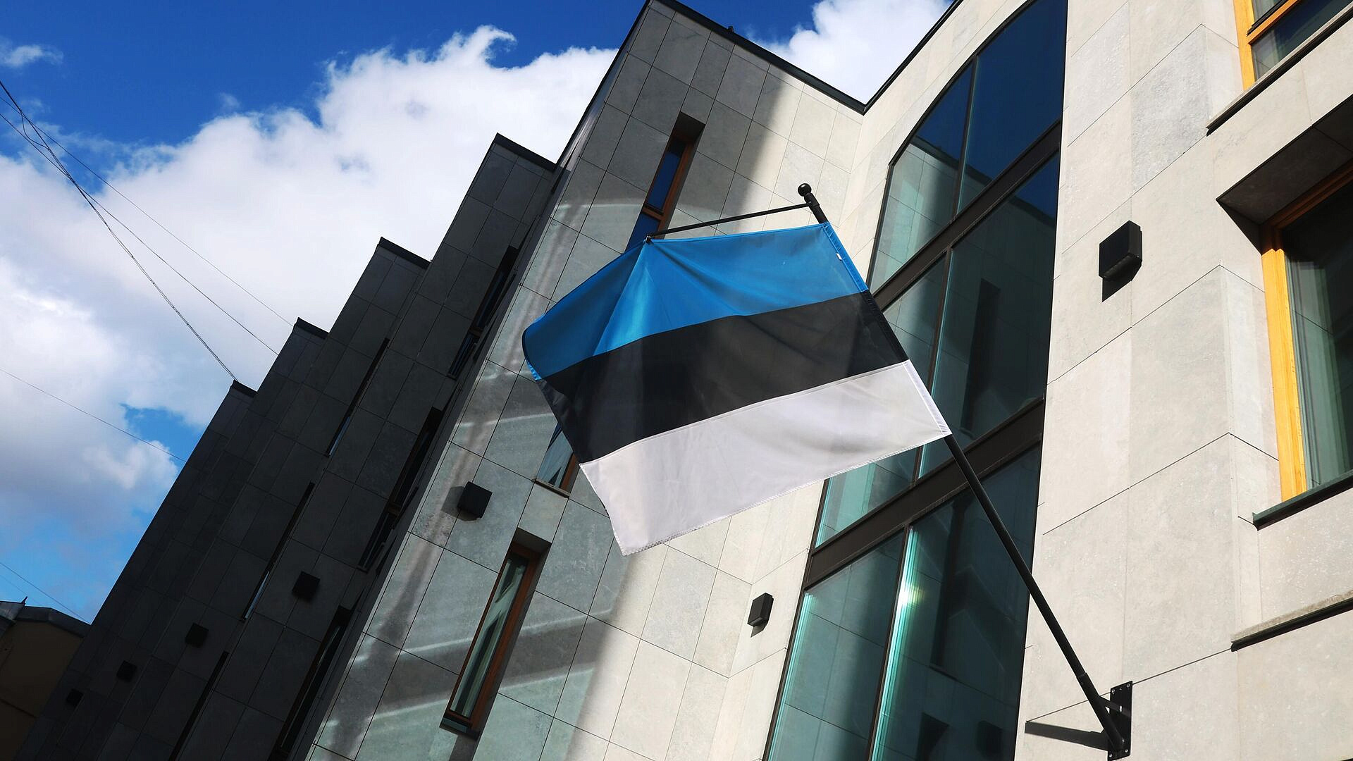 Министр образования Эстонии вызвала негодование, заговорив на русском языке