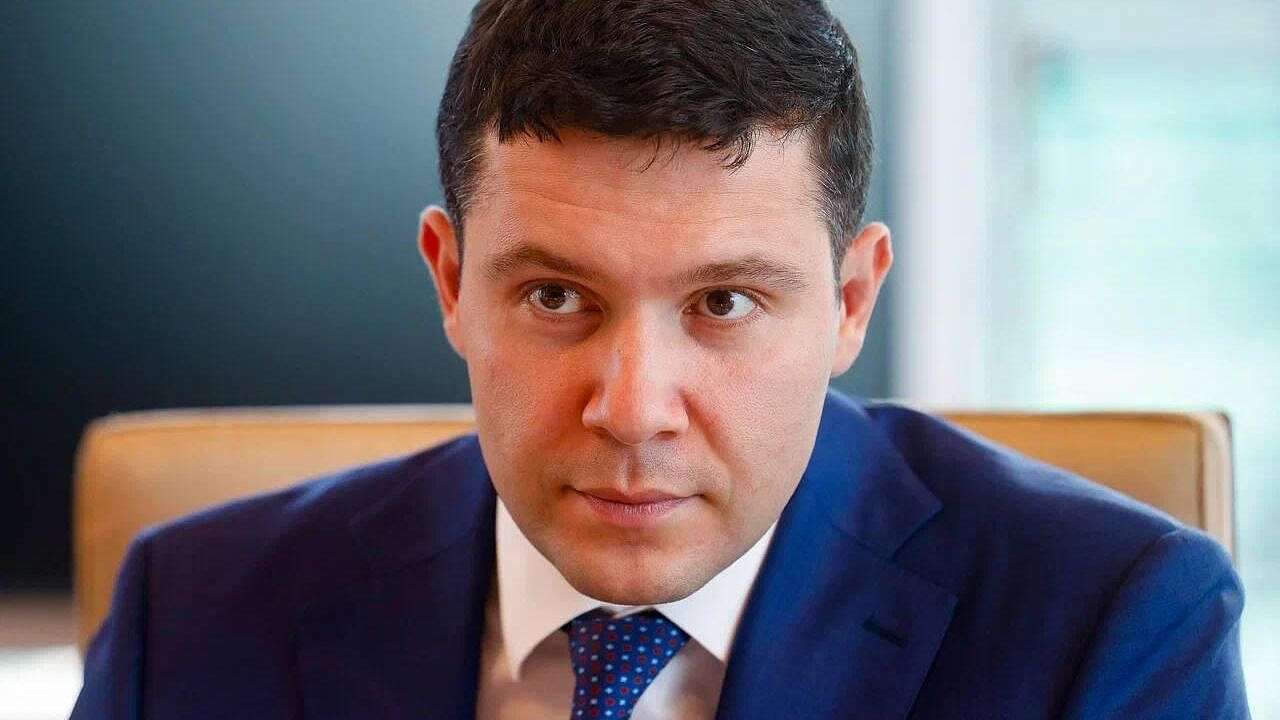 Алиханов: Яндекс и Сбер планируют представить антропоморфных роботов