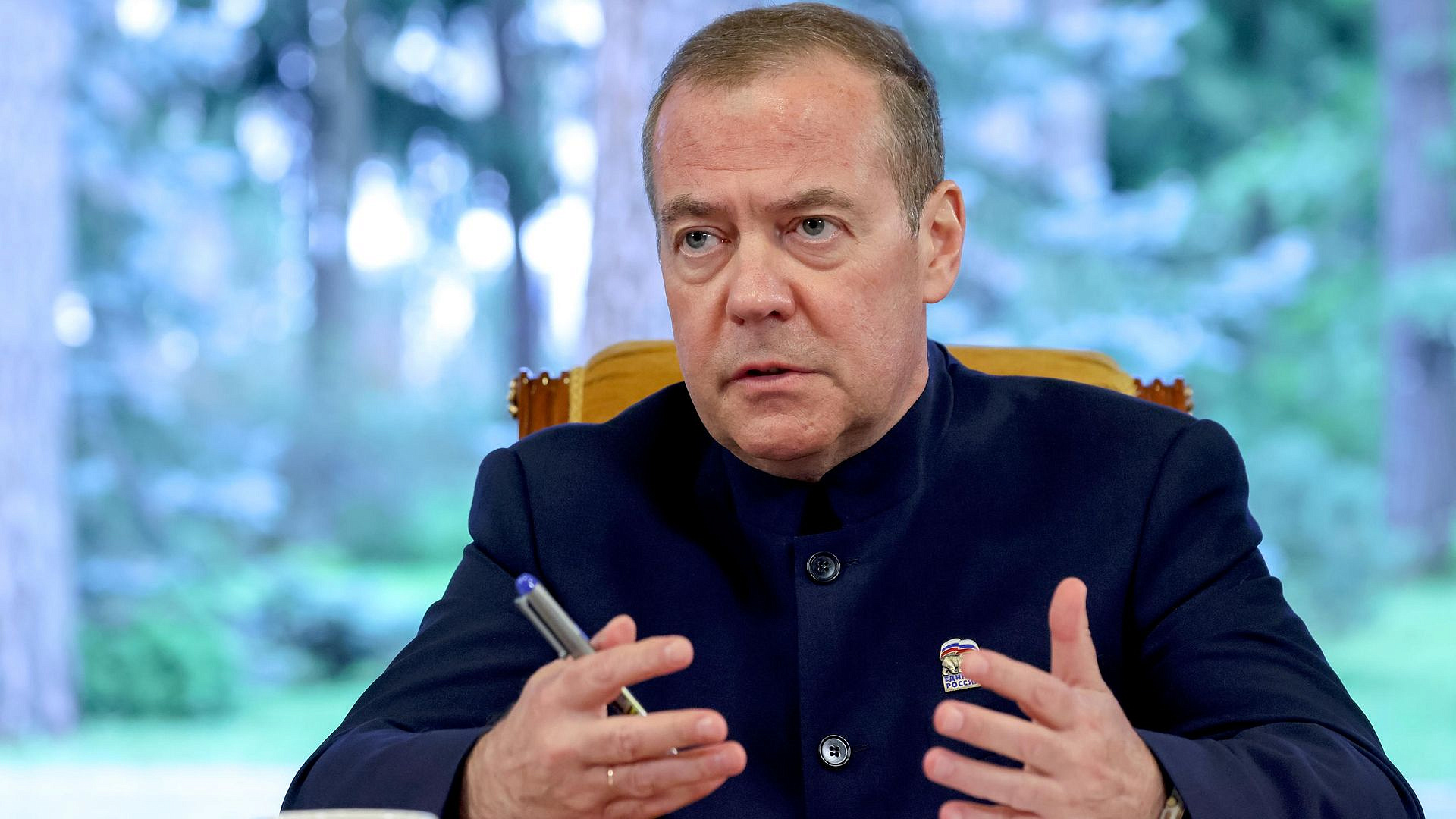 Медведев рассказал об идеологическом противостоянии России и Запада