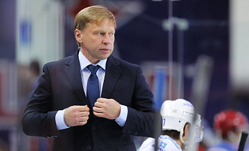 "Трактор" обсудит будущее главного тренера Корешкова