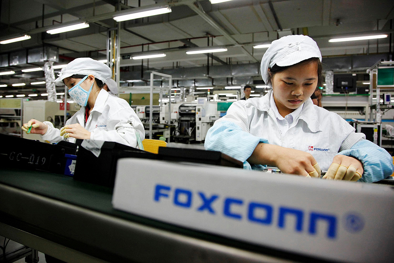         Foxconn