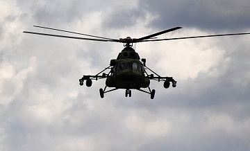 Ураганный ветер повредил лопасти винтов у двух вертолетов в Якутии