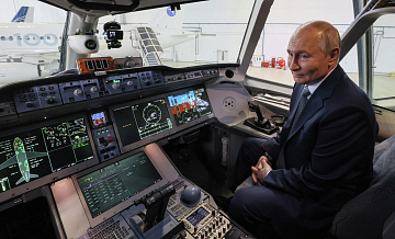Путин: многое в российской авиаотрасли создается молодыми коллективами