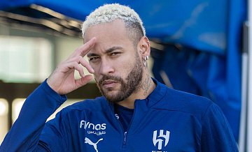 Неймар успешно перенес операцию на колене